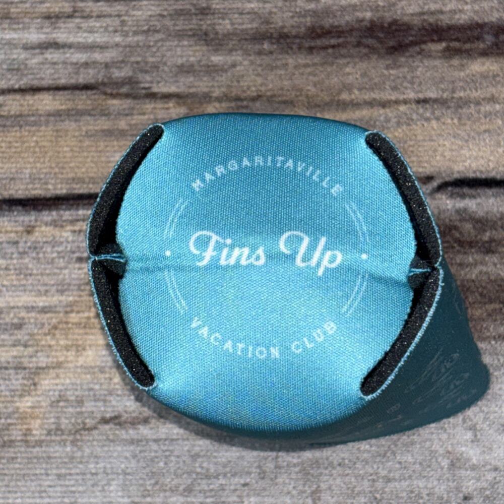 Margaritaville Vacation Club Can Koozie Blue Parrot Jimmy Buffet - Picture 2 of 2